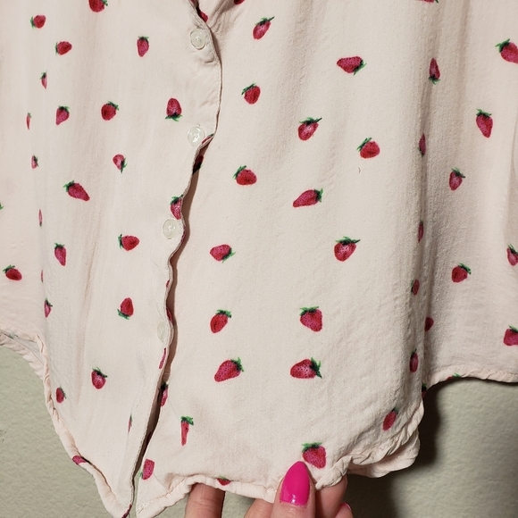 RAILS short sleeve button up crop top in Blush Strawberry size XS - Picture 9 of 11
